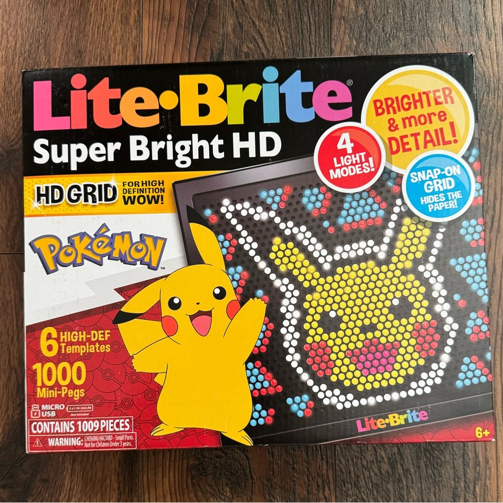 Lite Brite Super Bright HD Pokemon Edition - Light-Up Screen Pikachu NEW